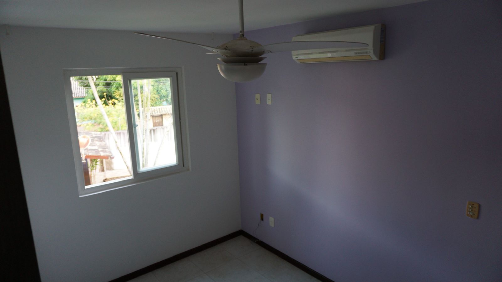 Casa 3 quartos 2 banheiros e duas vagas em Serra Grande Itaipu Niterói