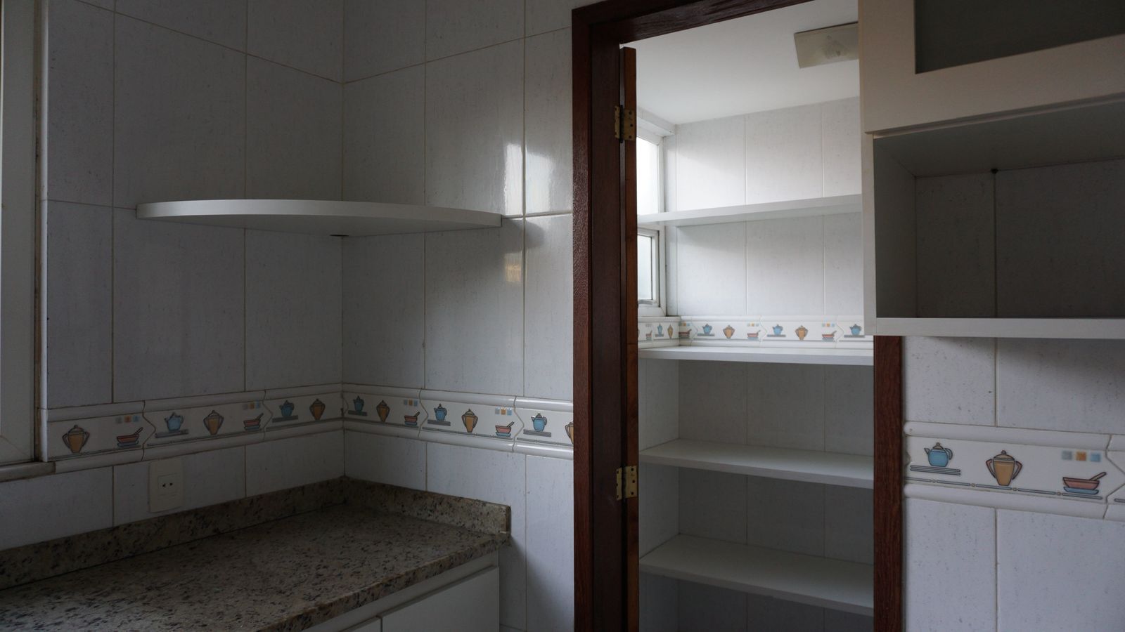 Casa 3 quartos 2 banheiros e duas vagas em Serra Grande Itaipu Niterói