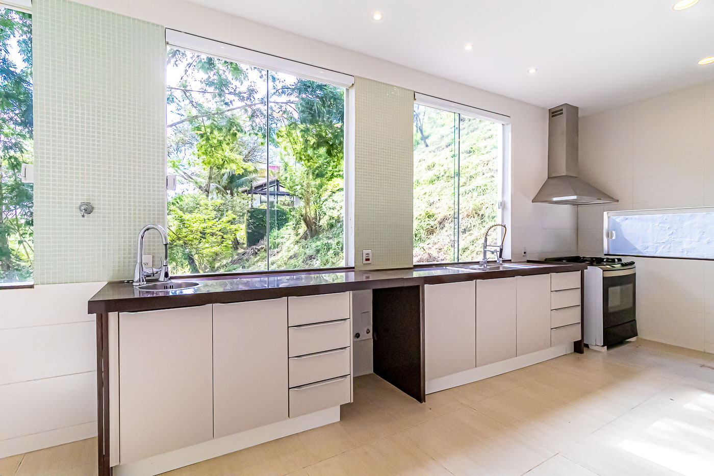 Casa - Av. Nelson Oliveira Silva - Vila Progresso -1.936 m²