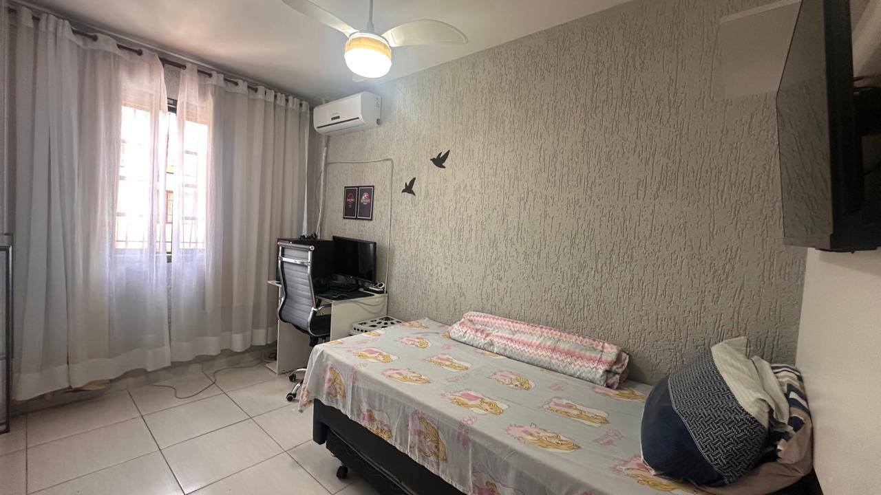 Casa no Condominio Villa Itaipu