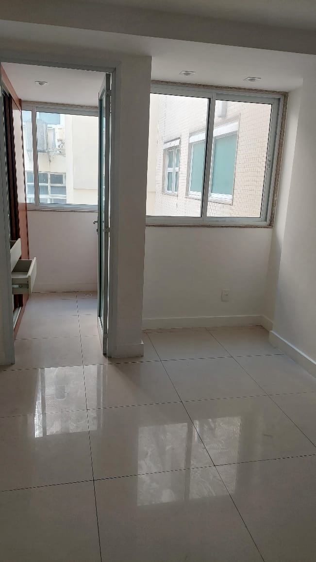 Locação Apartamento - 4 quartos - 4 Suites - Leblon