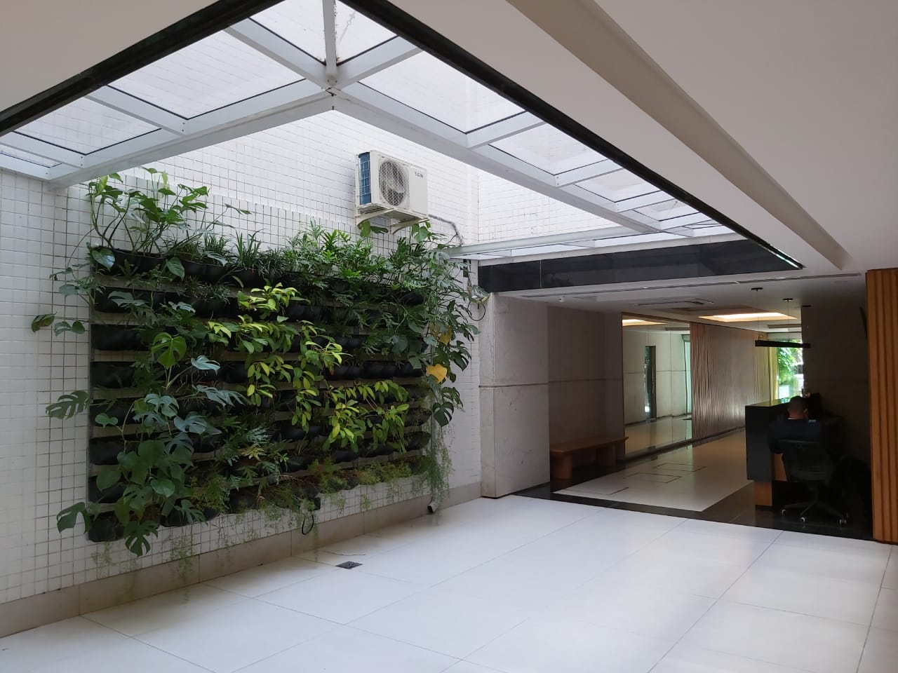 Andar Inteiro - Leblon - 186 m²