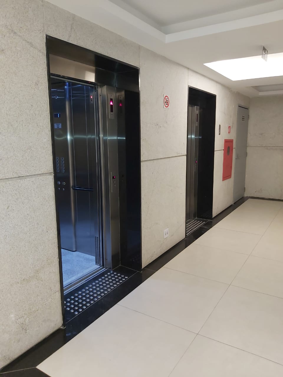 Andar Inteiro - Leblon - 186 m²