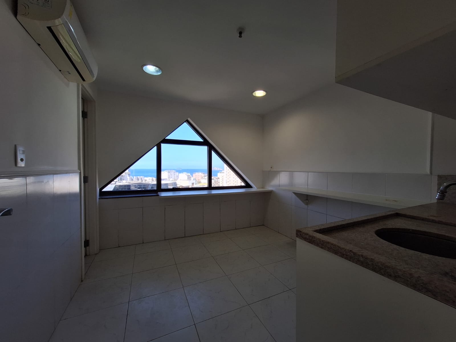 Andar Inteiro - Leblon - 380 m²