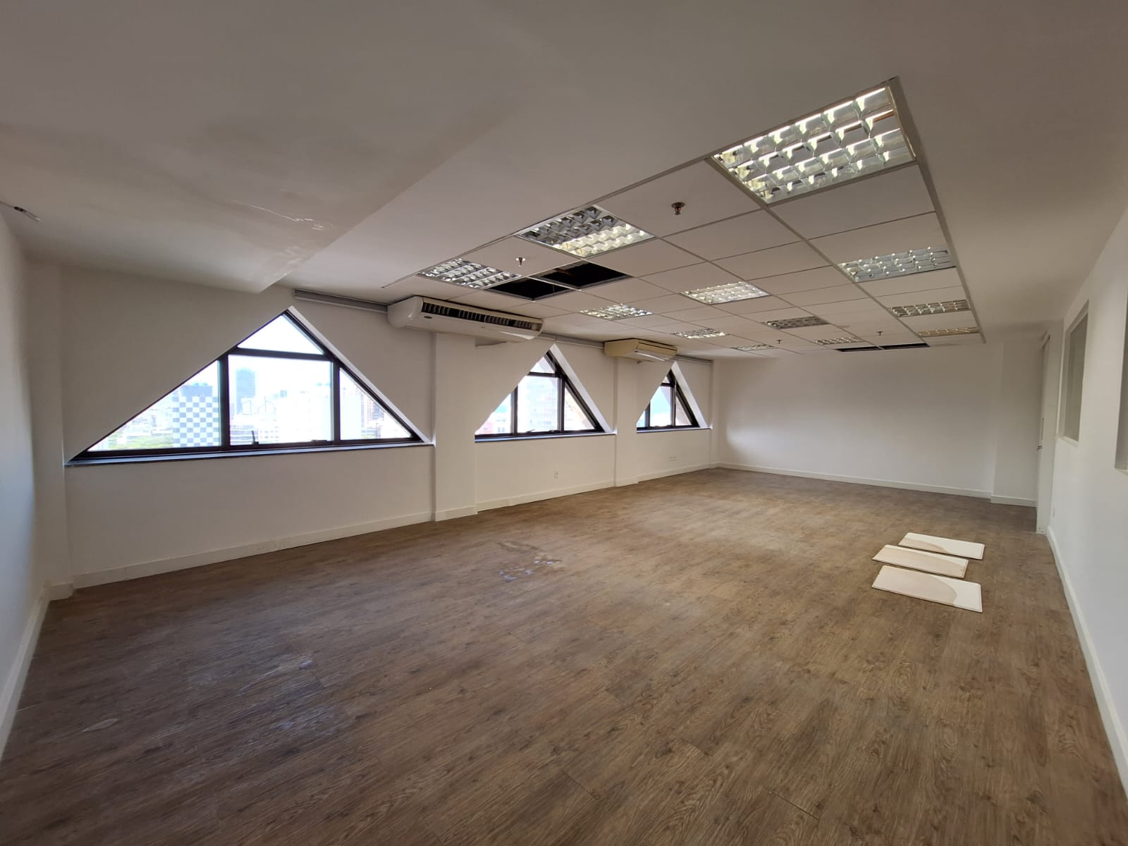 Andar Inteiro - Leblon - 380 m²