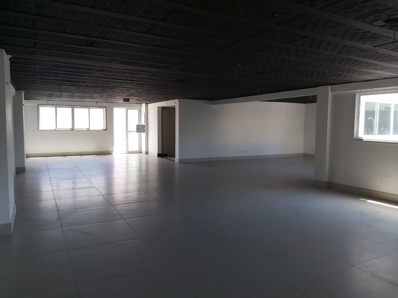 Andar Inteiro - Leblon - 186 m²