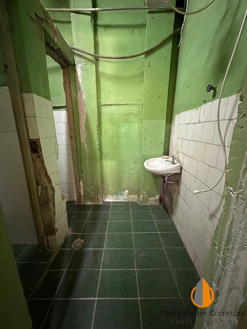 VENDA - Travessa Paim Ferreira Paim - São Gonçalo